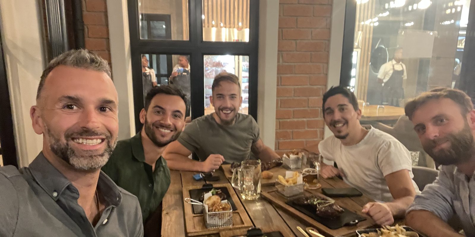 Founders at a mastermind dinner