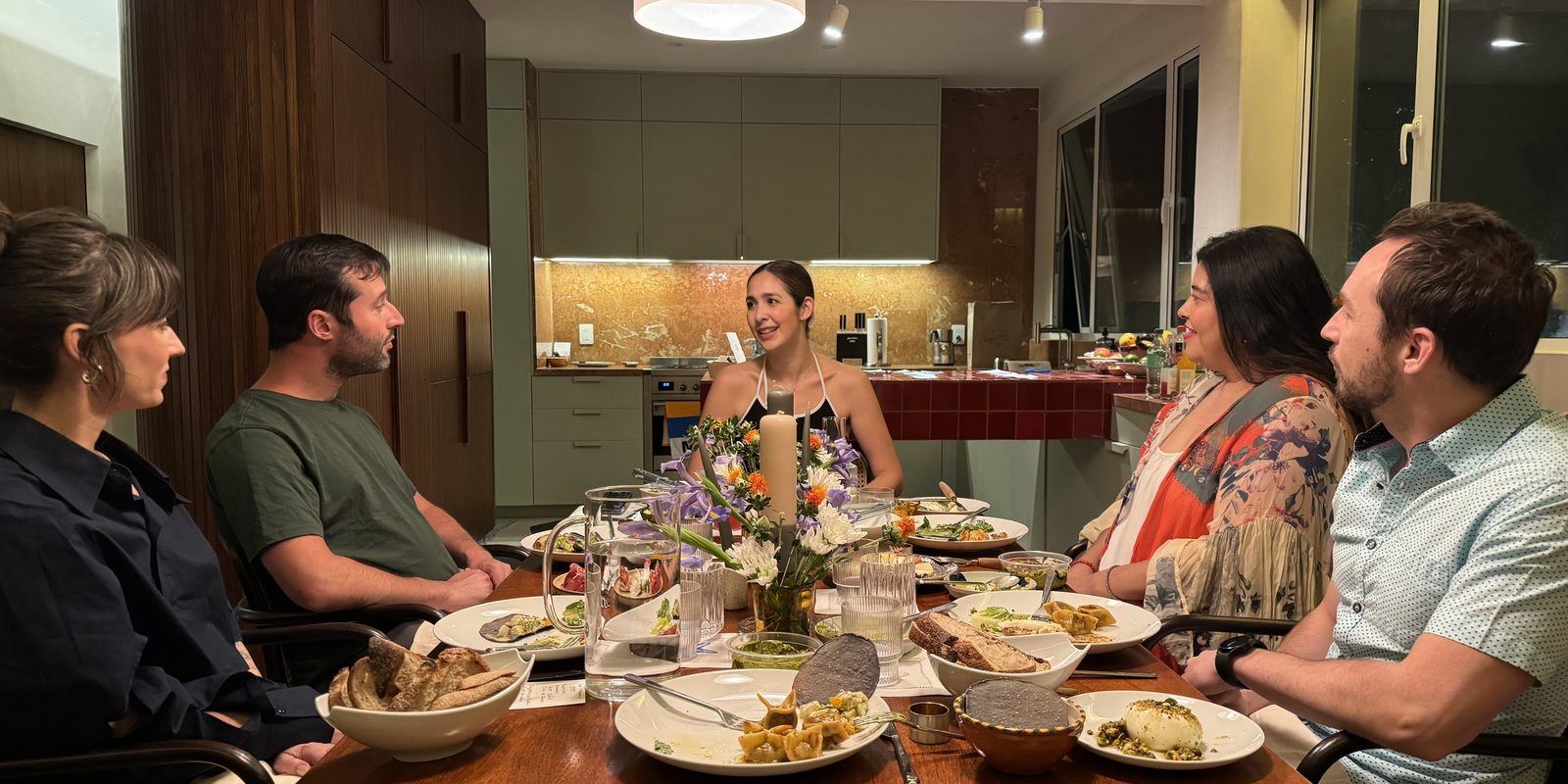 Founders at a mastermind dinner